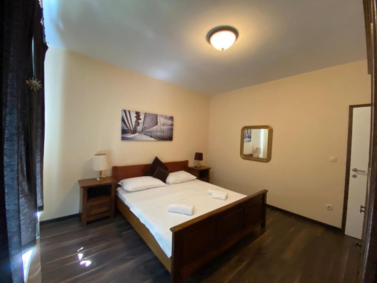 Apartments Villa Lora Kraj  외부 사진