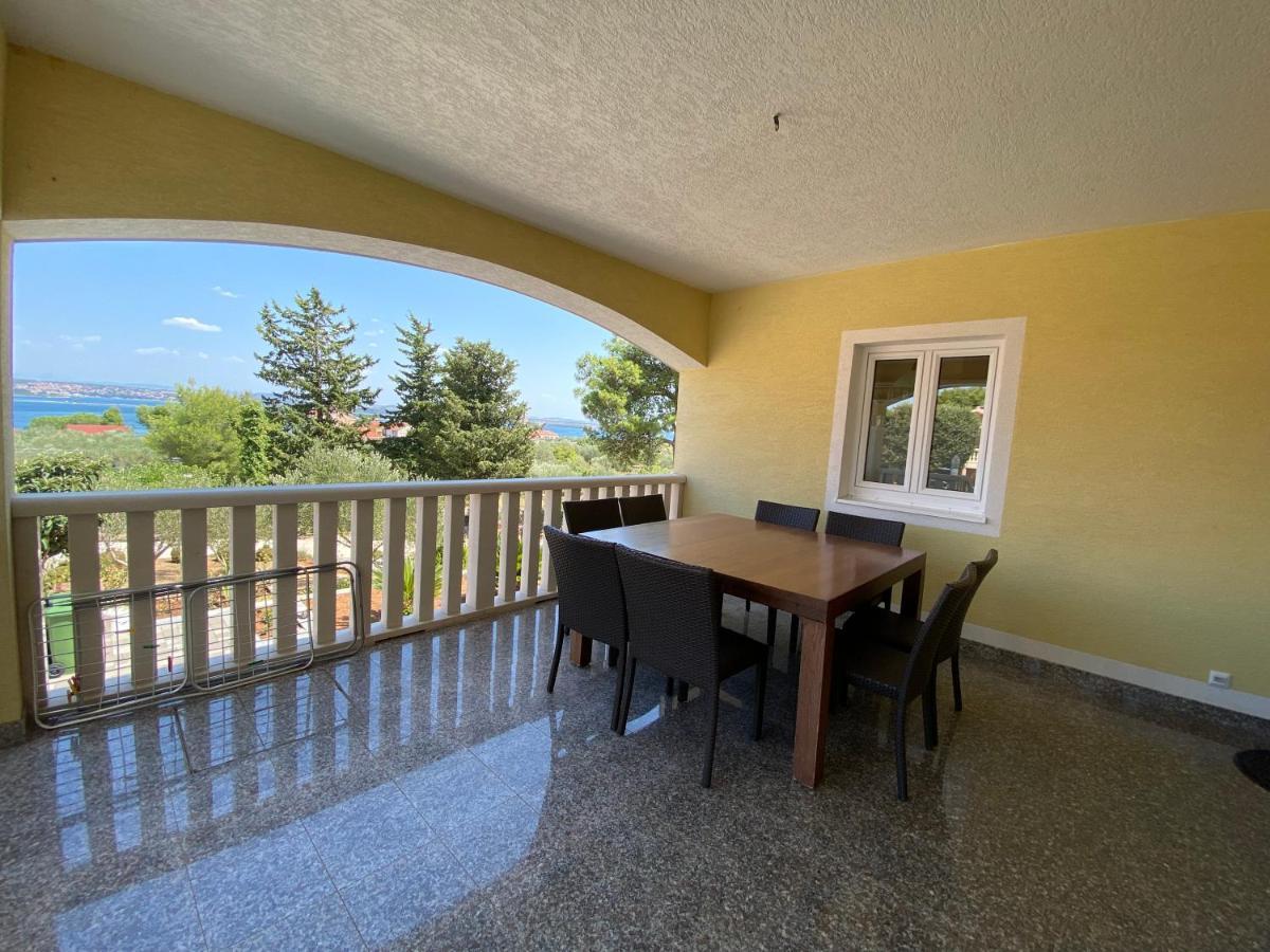 Apartments Villa Lora Kraj  외부 사진